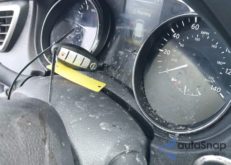 2016 Nissan Rogue Sl z USA, uszkodzony, nr VIN 5N1AT2MV7GC740193